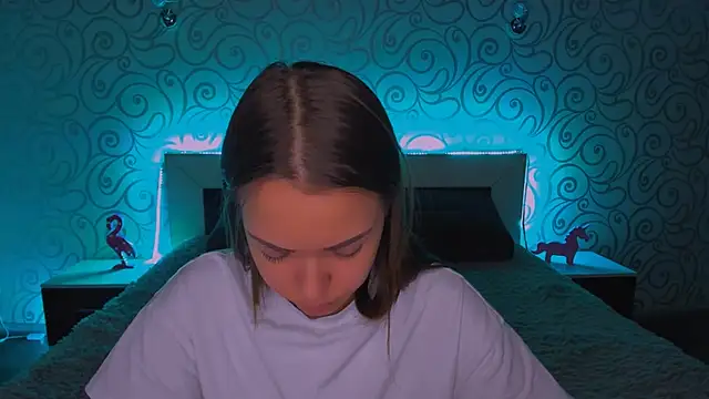 AlexaBarkley online show from 12/16/24, 03:19