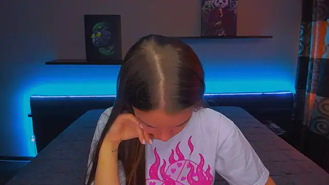 AlexaBarkley online show from 01/06/25, 03:20