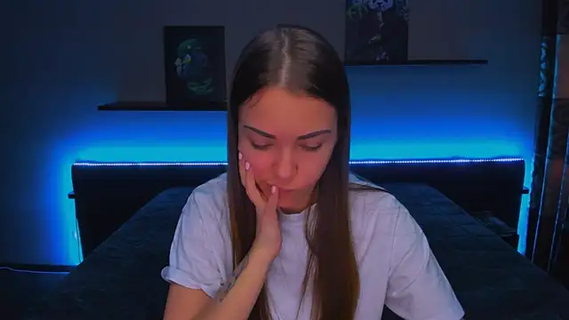 AlexaBarkley online show from 02/11/25, 03:29