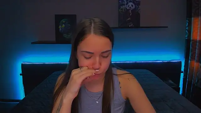 AlexaBarkley online show from 02/17/25, 06:31