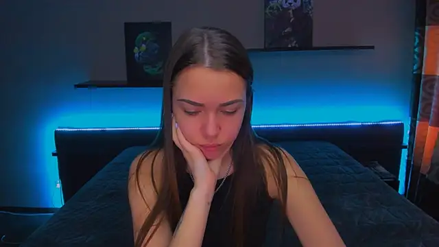 AlexaBarkley online show from 03/05/25, 03:08