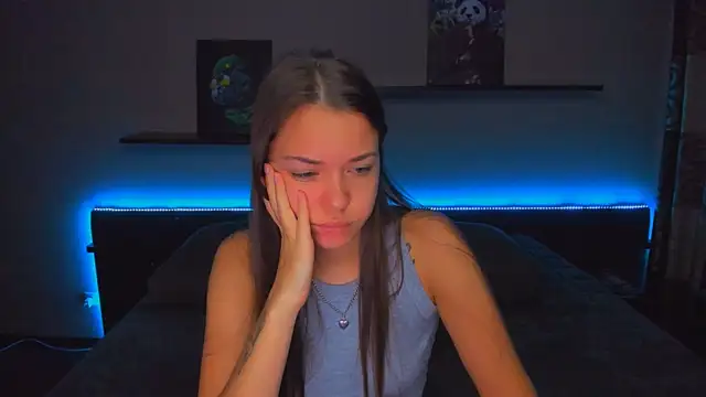 AlexaBarkley online show from 10/13/25, 12:21