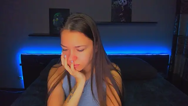 AlexaBarkley online show from 11/11/25, 12:21