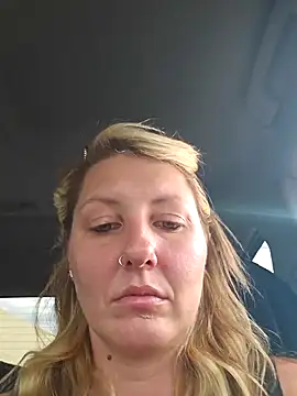 SheIsSomething online show from 01/03/25, 11:01