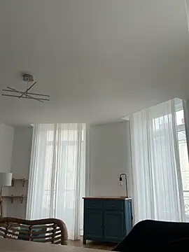 Snapshot of Simon-tem chatting on 03/21/25, 12:50 Simon-tem online show from 03/21/25, 12:50