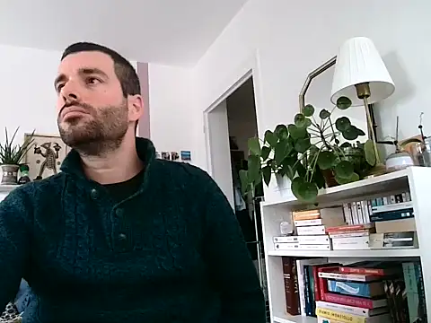 Snapshot of Simon-tem chatting on 01/07/26, 10:51 Simon-tem online show from 01/07/26, 10:51