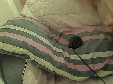 Alexiadreamer online show from 12/04/25, 04:59