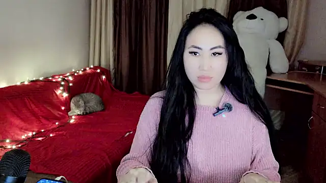 Snapshot of AsianQueens chatting on 02/17/25, 06:04 AsianQueens online show from 02/17/25, 06:04