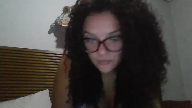 Snapshot of amorcaradepau_ chatting on 06/04/26, 01:22 amorcaradepau online show from 06/04/26, 01:22