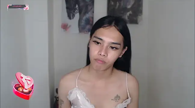 Snapshot of shecutie69 chatting on 12/20/24, 01:14 shecutie69 online show from 12/20/24, 01:14