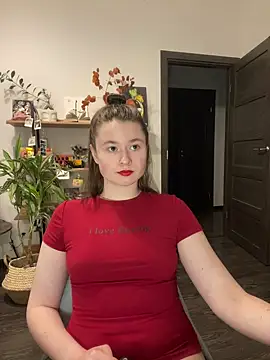 Snapshot of sweetest_pie chatting on 02/23/25, 07:28 sweetest pie online show from 02/23/25, 07:28