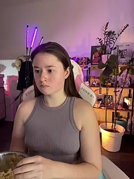 sweetest pie online show from 03/15/26, 04:13