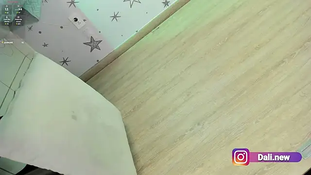 Snapshot of daliz_20_z chatting on 03/14/25, 08:32 daliz 20 z online show from 03/14/25, 08:32