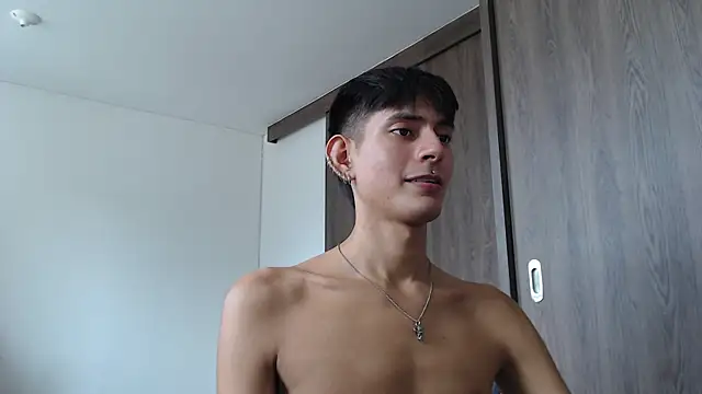 Snapshot of imdavo23 chatting on 12/01/24, 04:29 imdavo23 online show from 12/01/24, 04:29