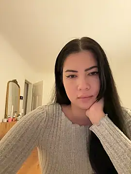 Snapshot of clairewntr chatting on 01/14/25, 07:53 clairewntr online show from 01/14/25, 07:53