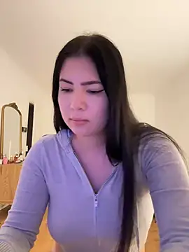 Snapshot of clairewntr chatting on 01/19/25, 07:26 clairewntr online show from 01/19/25, 07:26