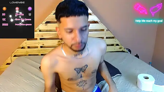 Snapshot of sexxgods chatting on 12/15/24, 03:56 sexxgods online show from 12/15/24, 03:56