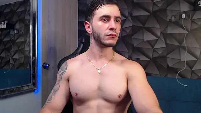 Latino stud4u online show from 11/04/25, 12:54