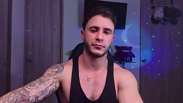 Latino stud4u online show from 07/01/26, 02:13