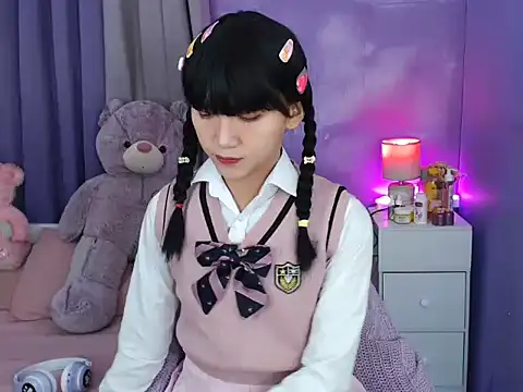 Snapshot of urlovelyfreya chatting on 10/10/25, 05:01 urlovelyfreya online show from 10/10/25, 05:01