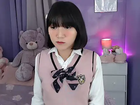 urlovelyfreya online show from 10/31/25, 01:06