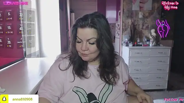 femme fatale1 online show from 12/21/25, 09:38