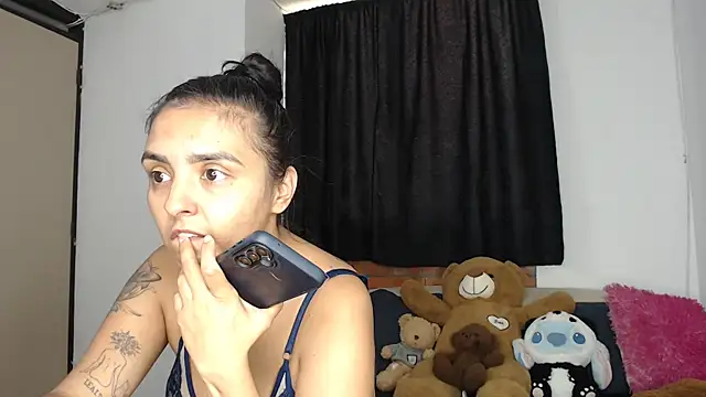 kathy luisa online show from 12/18/25, 04:35