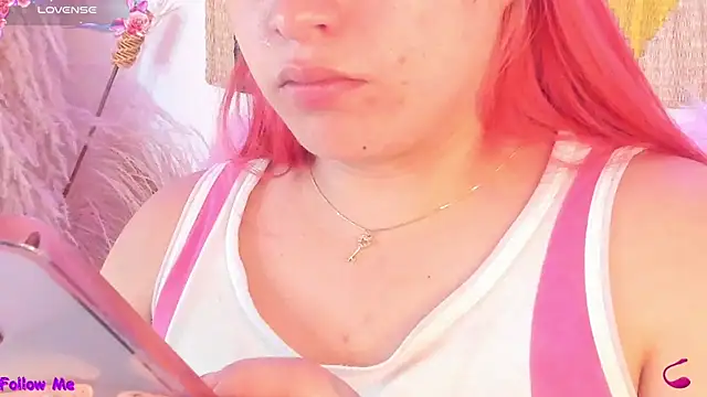 Snapshot of SophieRossi chatting on 03/22/25, 08:51 SophieRossi online show from 03/22/25, 08:51