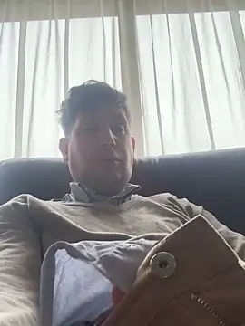 Snapshot of Taxidriver1988 chatting on 01/08/25, 10:04 Taxidriver1988 online show from 01/08/25, 10:04