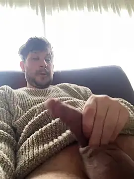 Snapshot of Taxidriver1988 chatting on 02/08/25, 01:33 Taxidriver1988 online show from 02/08/25, 01:33