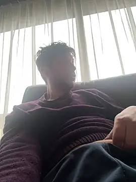 Snapshot of Taxidriver1988 chatting on 03/01/25, 11:06 Taxidriver1988 online show from 03/01/25, 11:06