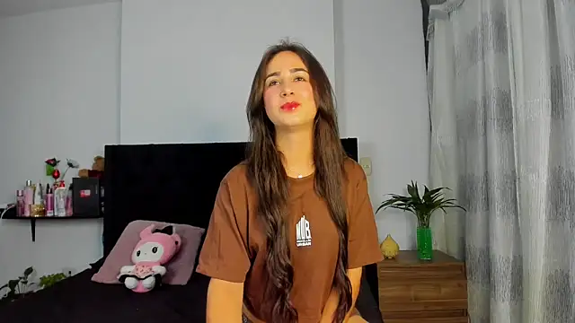 AndreaStivens online show from 11/14/25, 10:36