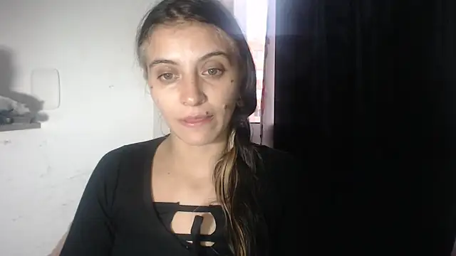 Snapshot of mariecam420 chatting on 02/20/25, 11:10 mariecam420 online show from 02/20/25, 11:10