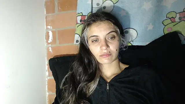 Snapshot of mariecam420 chatting on 03/09/25, 03:54 mariecam420 online show from 03/09/25, 03:54