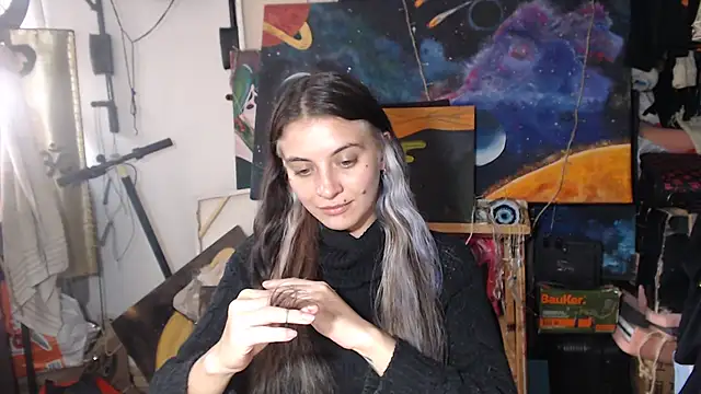 Snapshot of mariecam420 chatting on 03/10/25, 02:16 mariecam420 online show from 03/10/25, 02:16