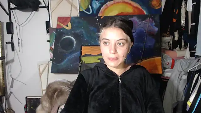 Snapshot of mariecam420 chatting on 03/20/25, 08:31 mariecam420 online show from 03/20/25, 08:31