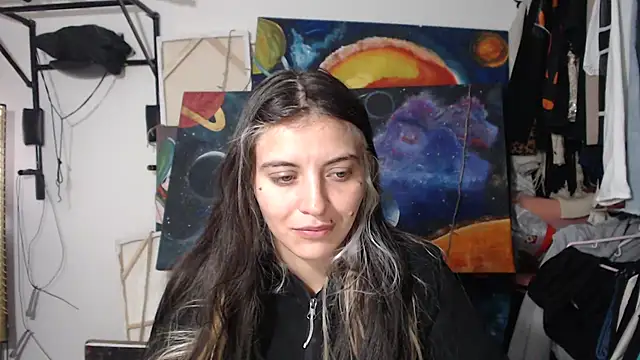 Snapshot of mariecam420 chatting on 03/20/25, 12:00 mariecam420 online show from 03/20/25, 12:00