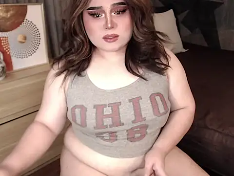 Snapshot of mysticofcum chatting on 09/18/25, 11:51 mysticofcum online show from 09/18/25, 11:51