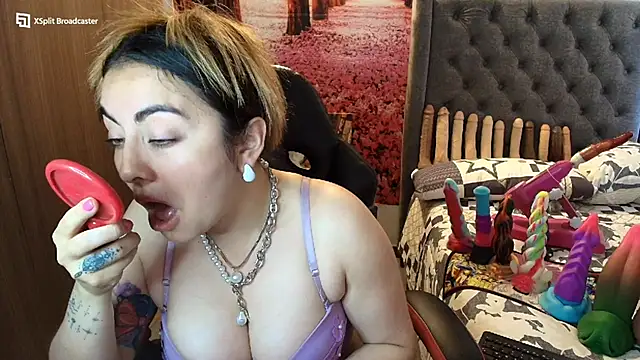 sofia23dirty online show from 10/13/25, 08:31