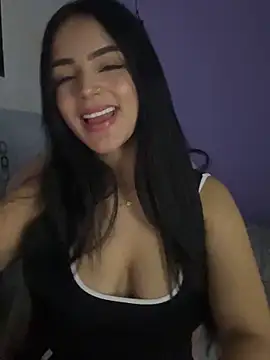 anniehart online show from 11/07/25, 01:49