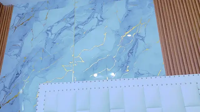 Snapshot of IrresistibleMilf chatting on 11/21/25, 12:26 IrresistibleMilf online show from 11/21/25, 12:26