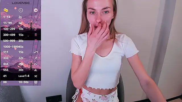 Aquilaris  online show from 03/25/26, 12:44