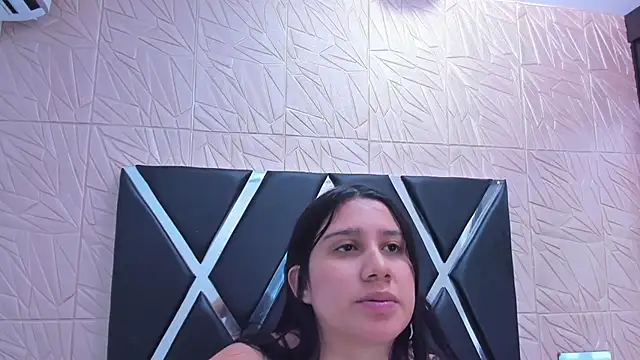 Snapshot of MiaCelestte chatting on 02/14/25, 07:12 MiaCelestte online show from 02/14/25, 07:12