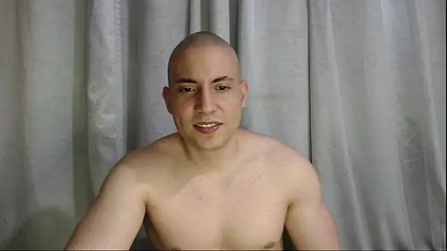 Snapshot of Armando_2002 chatting on 09/21/25, 05:53 Armando 2002 online show from 09/21/25, 05:53