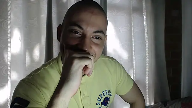 Armando 2002 online show from 11/13/25, 06:29