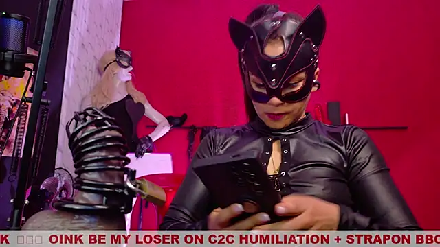 Snapshot of MistressSlut1 chatting on 02/28/26, 11:11 MistressSlut1 online show from 02/28/26, 11:11