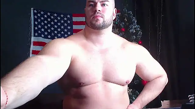 Snapshot of muscularjohnforuX chatting on 12/18/24, 07:19 muscularjohnforuX online show from 12/18/24, 07:19