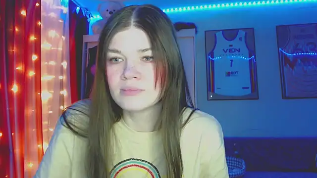 Snapshot of Klementa chatting on 04/27/26, 07:23 Klementa online show from 04/27/26, 07:23