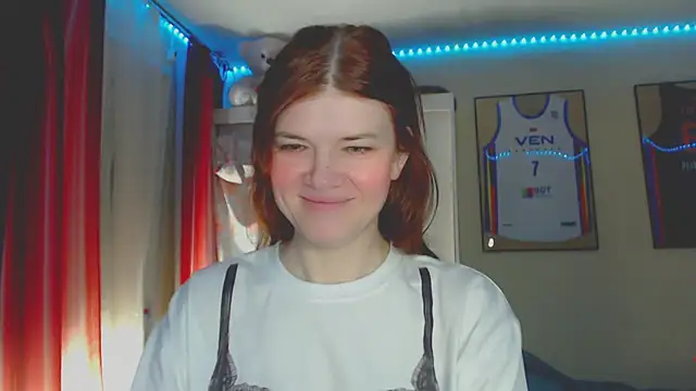 Snapshot of Klementa chatting on 07/06/26, 06:43 Klementa online show from 07/06/26, 06:43