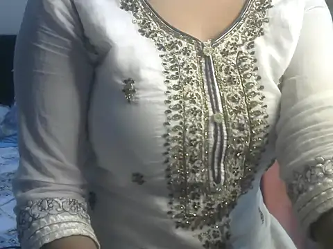 SiaraSiyA online show from 02/07/25, 08:42